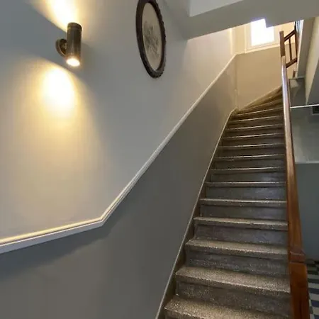 Olive Apartment *